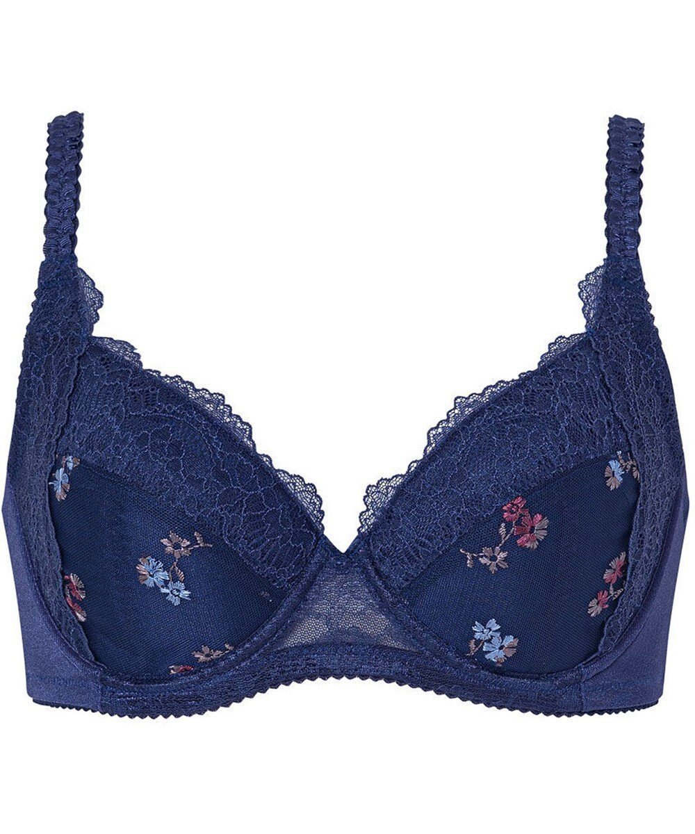 【ワコール/WACOAL】の【小顔ブラ】 ブラジャー バストボリュームをコンパクトにメイク しっかり脇押さえ レディース BED403 /ワコール 人気、トレンドファッション・服の通販 founy(ファニー) 　ファッション　Fashion　レディースファッション　WOMEN　アンダー　Under　コンパクト　Compact　ブラジャー　Bra　ラッセル　Russell　レース　Race　ワイヤー　Wire　 other-1|ID: prp329100004527803 ipo3291000000032018027