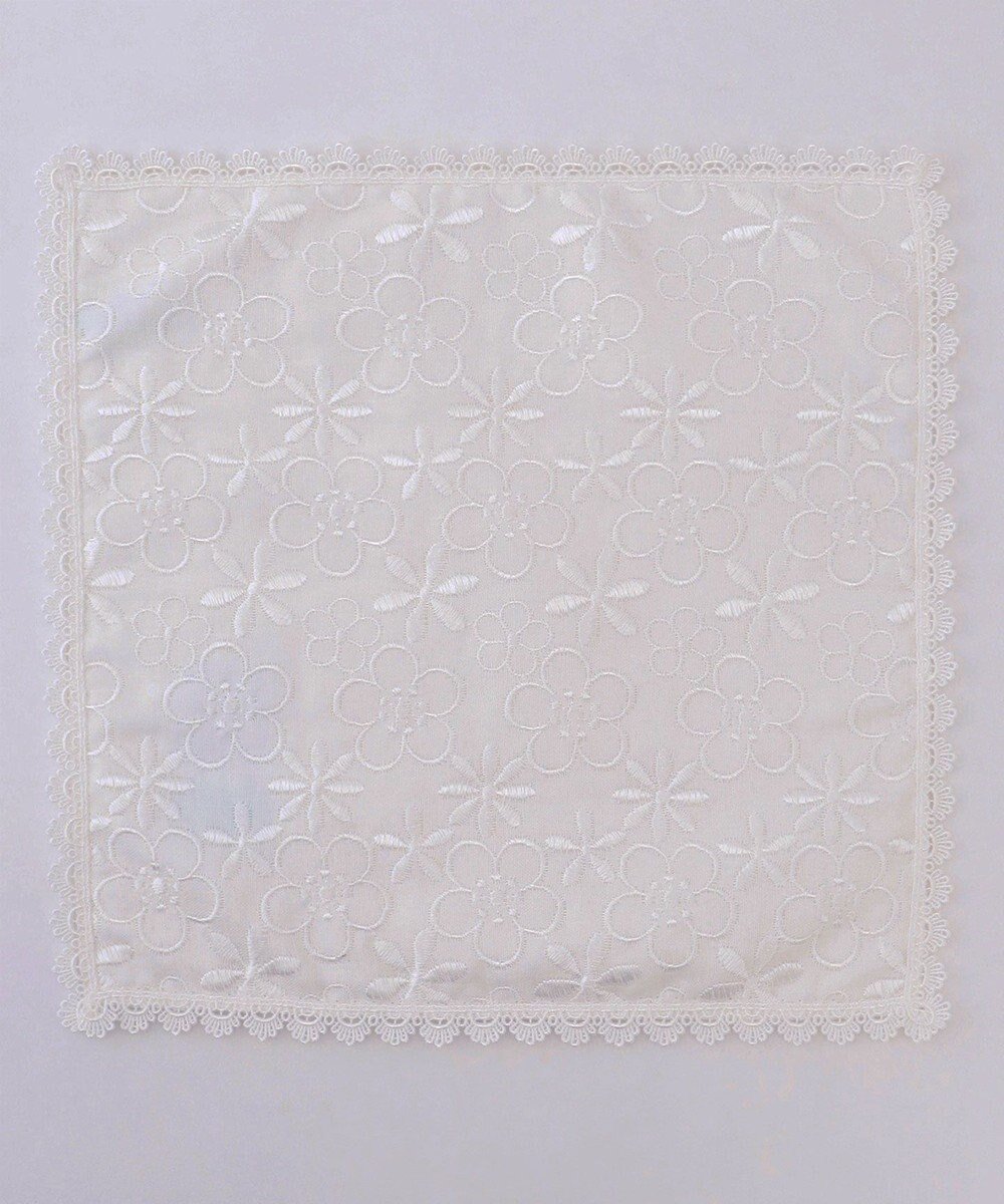 【トッカ/TOCCA】のFIVE PETALS GAUZECHIEF ハンカチ インテリア・キッズ・メンズ・レディースファッション・服の通販 founy(ファニー) 　ファッション　Fashion　レディースファッション　WOMEN　財布　Wallets　おすすめ　Recommend　エレガント 上品　Elegant　ギフト プレゼント　Gift Present　タオル　Towel　ハンカチ　Handkerchief　ハンド　Hand　財布　Wallet　ホワイト系|ID: prp329100004528119 ipo3291000000032019319