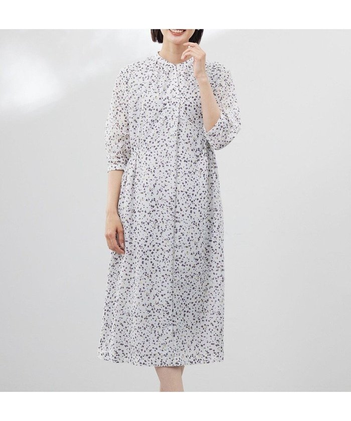 【ジェイ プレス/J.PRESS】の【洗える】スパンローンフラワープリント ワンピース インテリア・キッズ・メンズ・レディースファッション・服の通販 founy(ファニー) https://founy.com/ ファッション Fashion レディースファッション Fashion for Women ワンピース Dresses エレガント 上品 Elegant スタンド Stand Collar, Upright Stand フラワー Flower, Floral プリント Print, Printed Pattern リボン Ribbon, Bow リラックス Relax, Relaxed Fit 夏 Summer 春 Spring S/S・春夏 SS, Spring/Summer, Warm Season 洗える Machine Washable |ID: prp329100004528269 ipo3291000000033401095