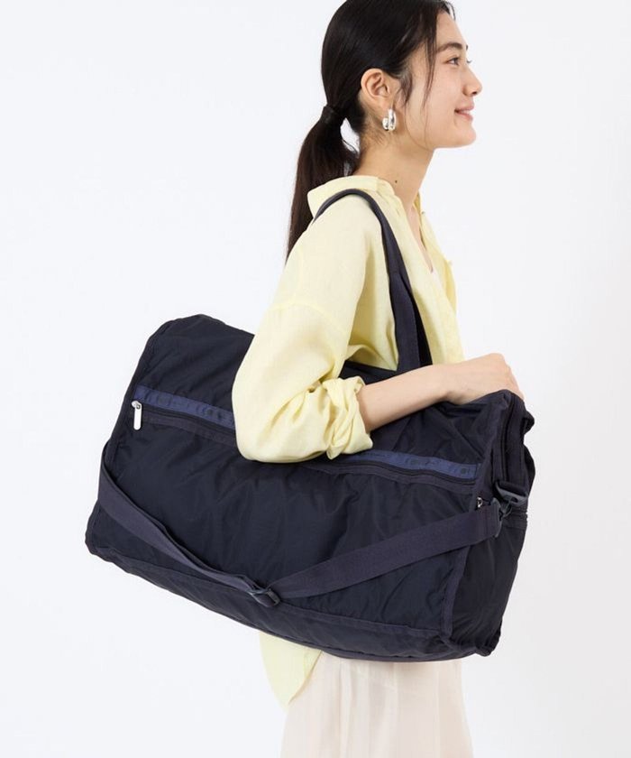 【レスポートサック/LeSportsac】のDELUXE LG WEEKENDER/ディープシーブルー インテリア・キッズ・メンズ・レディースファッション・服の通販 founy(ファニー) https://founy.com/ ファッション Fashion レディースファッション WOMEN アウトドア Outdoor 軽量 Lightweight シンプル Simple スポーツ Sports トラベル Travel 人気 Popularity プリント Print ボストンバッグ Boston Bag ポケット Pocket 無地 Plain Color おすすめ Recommend 旅行 Travel ビジネス 仕事 通勤 Business |ID: prp329100004529552 ipo3291000000032025641