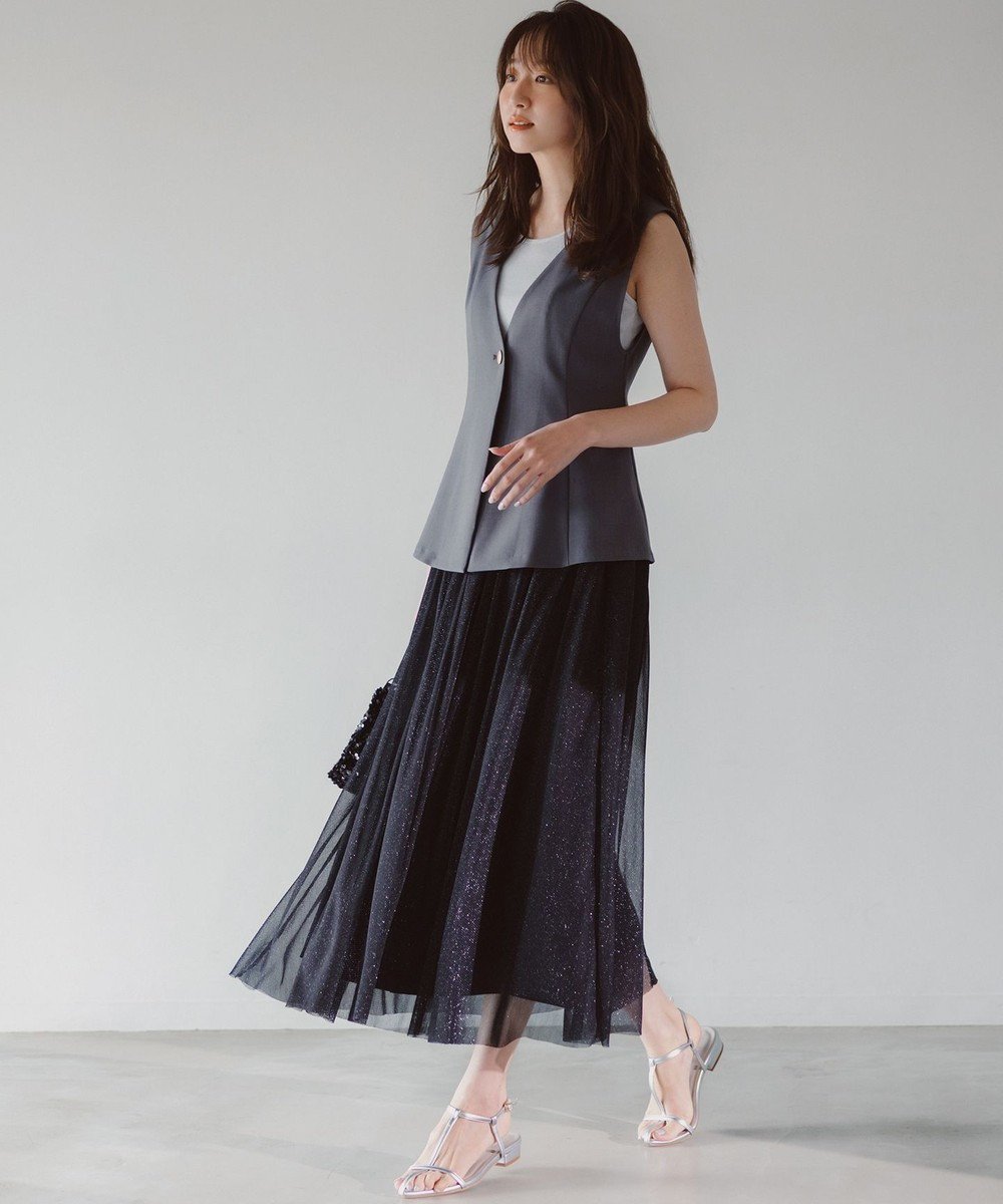 【エニィ スィス/any SiS】の【スタイリストコラボ】ジレ×ラメチュールスカート セットアップ 人気、トレンドファッション・服の通販 founy(ファニー) 　ファッション　Fashion　レディースファッション　Fashion for Women　アウター　Coat / Outerwear Collection　セットアップ　Matching Sets　スカート・ミニ/ミディ/マキシ　Skirts / Mini, Midi & Maxi Skirts　インナー　Innerwear　秋　Autumn　ギャザー　Gathered, Ruffled　セットアップ　Set-Up, Coordinated Outfit　チュール　Tulip, Tulip Motif　トレンド　Trend, Trending Now　バランス　Balance, Style Balance　フレア　Flare, Flared　ペプラム　Peplum, Flared Hem　マキシ　Maxi, Full Length　A/W・秋冬　Autumn/Winter　おすすめ　Recommended / Our Picks　夏　Summer　 other-1|ID: prp329100004529634 ipo3291000000033659307