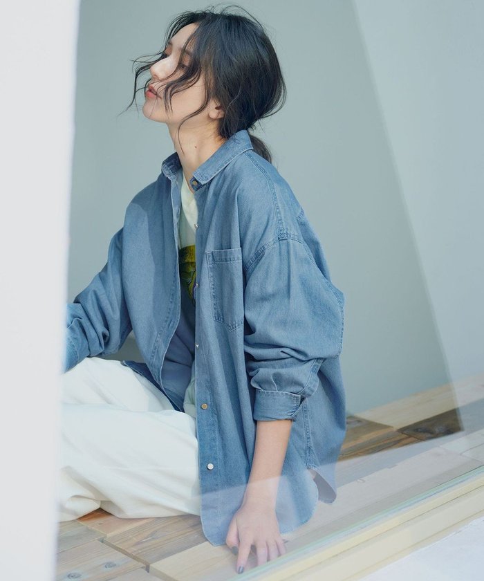 【23区/NIJYUSANKU】の【洗える】ライトダンガリー 2WAY シャツ インテリア・キッズ・メンズ・レディースファッション・服の通販 founy(ファニー) https://founy.com/ ファッション Fashion レディースファッション WOMEN トップス・カットソー Tops/Tshirt シャツ/ブラウス Shirts/Blouses インディゴ Indigo 春 Spring 洗える Washable クロップド Cropped スリーブ Sleeve ツイル Twill ビスチェ Bustier フレア Flare 羽織 Haori メタル Metal ワイド Wide S/S・春夏 Ss・Spring/Summer 再入荷 Restock/Back In Stock/Re Arrival 夏 Summer 2025年 2025 2025春夏・S/S Ss,Spring/Summer,2025 |ID: prp329100004529720 ipo3291000000032062688