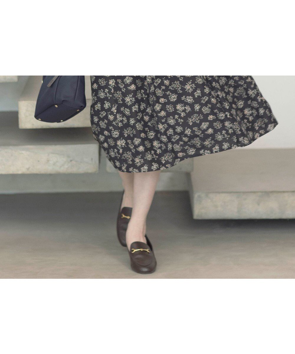 【ジェイ プレス/J.PRESS】の【WEB限定・洗える】ラインフラワープリント タック スカート 人気、トレンドファッション・服の通販 founy(ファニー) 　ファッション　Fashion　レディースファッション　Fashion for Women　スカート　Skirts　洗える　Machine Washable　フェミニン　Feminine, Girly　フラワー　Flower, Floral　ランダム　Random, Irregular　A/W・秋冬　Autumn/Winter　おすすめ　Recommended / Our Picks　エレガント 上品　Elegant　 other-1|ID: prp329100004529891 ipo3291000000033330986