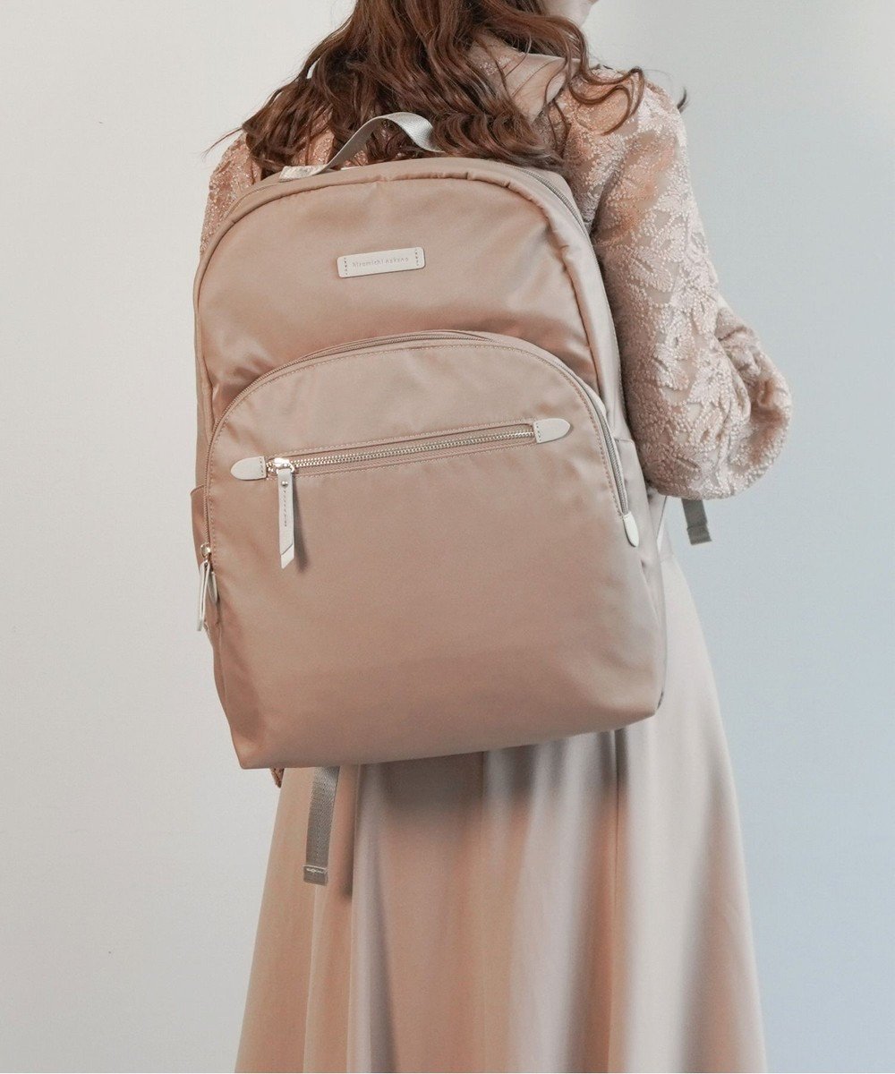 【エースバッグズアンドラゲッジ/ACE BAGS & LUGGAGE】のhiromichi nakano フェリシア リュックサック B4ファイルサイズ B4サイズ 15.6inchPC収納PC収納 17377ヒロミチナカノ インテリア・キッズ・メンズ・レディースファッション・服の通販 founy(ファニー) 　ファッション　Fashion　レディースファッション　WOMEN　バッグ　Bag　シンプル　Simple　ビジネス 仕事 通勤　Business　ポケット　Pocket　ラウンド　Round　リュック　Ruck Sack　傘　Umbrella　再入荷　Restock/Back In Stock/Re Arrival　ベージュ|ID: prp329100004530139 ipo3291000000032028185