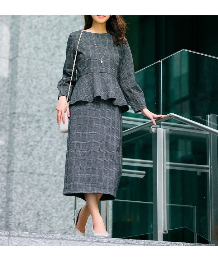 【エニィ スィス/any SiS】の【WEB・一部店舗限定】カットジャカードペプラム セットアップ インテリア・キッズ・メンズ・レディースファッション・服の通販 founy(ファニー) https://founy.com/ ファッション Fashion レディースファッション Fashion for Women ワンピース Dresses シンプル Simple, Minimal ジャカード／ジャガード Jacquard, Woven Pattern ストレッチ Stretch, Stretchy Fabric セットアップ Set-Up, Coordinated Outfit チェック Check, Plaid, Tartan 人気 Popular, Best Seller フェミニン Feminine, Girly ペプラム Peplum, Flared Hem 無地 Plain, Solid Color A/W・秋冬 Autumn/Winter |ID: prp329100004530307 ipo3291000000034282570