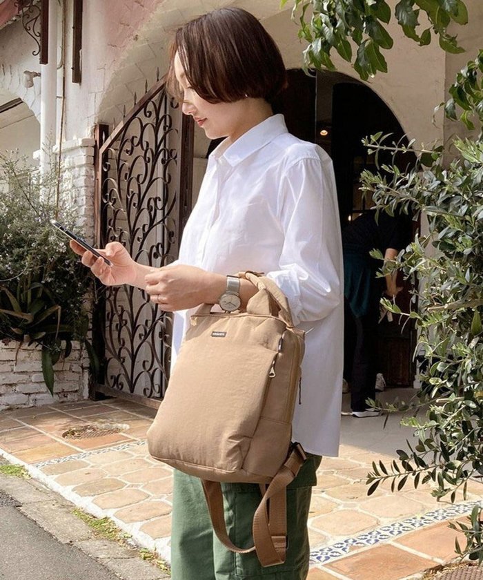 【ルートート/ROOTOTE】の1287【背負えるトート】SN.セオルーミニ.デイトリップ-A インテリア・キッズ・メンズ・レディースファッション・服の通販 founy(ファニー) https://founy.com/ ファッション Fashion レディースファッション Fashion for Women バッグ Bags ウォレット Wallet カメラ Camera Accessories コンパクト Compact, Small Size 軽量 Lightweight, Ultra Light ショルダー Shoulder, Shoulder Strap 財布 Wallet, Purse ダブル Double, Double-Breasted フィット Fit, Slim Fit ポケット Pocket, Pocket Detail ポーチ Pouch, Small Case リップ Lip, Lip Motif リュック Backpack, Rucksack 旅行 Travel 小旅行 Short Trip 新作・新入荷 New Arrivals / New In |ID: prp329100004530418 ipo3291000000032868971
