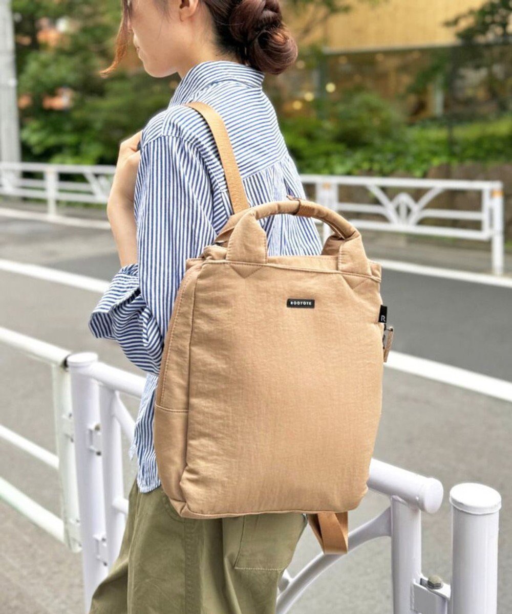 【ルートート/ROOTOTE】の1287【背負えるトート】SN.セオルーミニ.デイトリップ-A インテリア・キッズ・メンズ・レディースファッション・服の通販 founy(ファニー) ファッション Fashion レディースファッション Fashion for Women バッグ Bags ウォレット Wallet カメラ Camera Accessories コンパクト Compact, Small Size 軽量 Lightweight, Ultra Light ショルダー Shoulder, Shoulder Strap 財布 Wallet, Purse ダブル Double, Double-Breasted フィット Fit, Slim Fit ポケット Pocket, Pocket Detail ポーチ Pouch, Small Case リップ Lip, Lip Motif リュック Backpack, Rucksack 旅行 Travel 小旅行 Short Trip 新作・新入荷 New Arrivals / New In 03:ベージュ|ID: prp329100004530418 ipo3291000000034145650