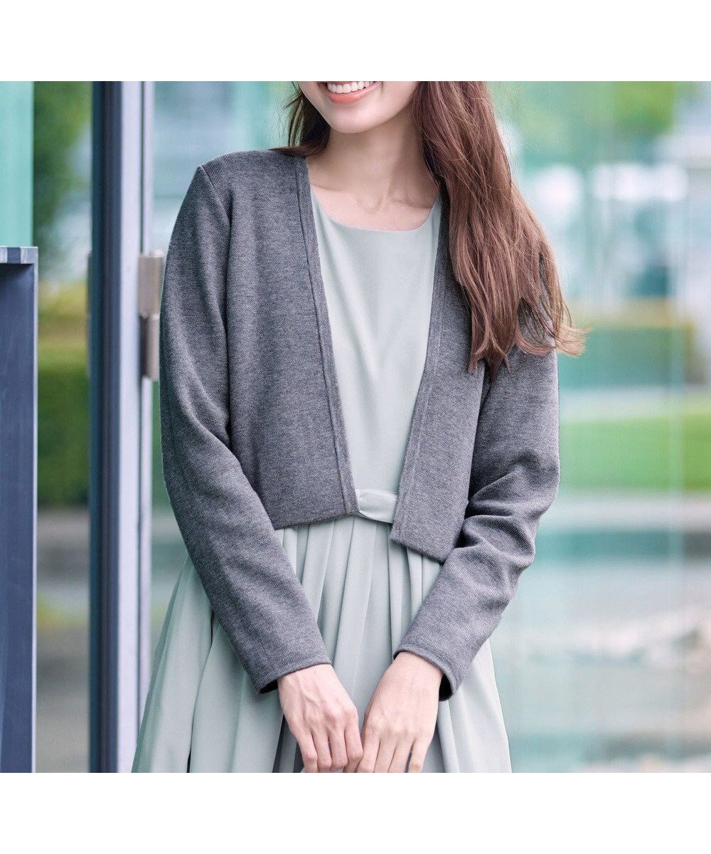 【ティアクラッセ/Tiaclasse】のストレートショートニットボレロ 人気、トレンドファッション・服の通販 founy(ファニー) 　ファッション　Fashion　レディースファッション　Fashion for Women　アウター　Coat / Outerwear Collection　ボレロ・ショート丈ジャケット / ドレス羽織りに　Boleros & Short Jackets　トップス・カットソー　Cut & Sew Tops　ニット　Knit Tops & Sweaters　ウォッシャブル　Machine Washable　カーディガン　Cardigan, Knitwear　コンパクト　Compact, Small Size　ショート　Short, Short Length　シンプル　Simple, Minimal　ストレート　Straight, Straight Cut　ボレロ　Bolero, Short Cardigan　ポケット　Pocket, Pocket Detail　エレガント 上品　Elegant　冬　Winter / This Winter　春　Spring　洗える　Machine Washable　秋　Autumn　A/W・秋冬　Autumn/Winter　長袖　Long Sleeve, Full Sleeve　 other-1|ID: prp329100004530476 ipo3291000000036255917