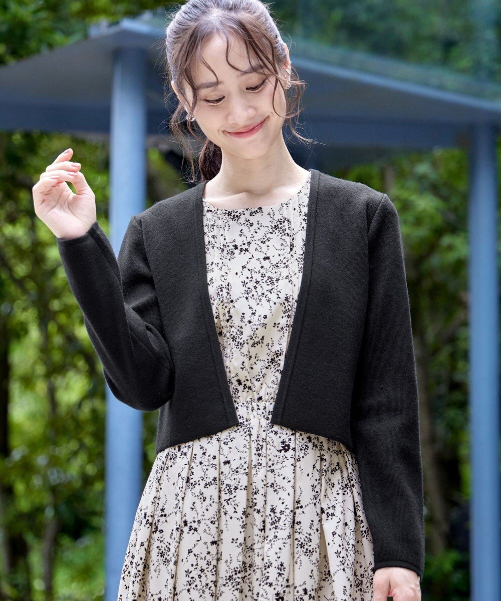 【ティアクラッセ/Tiaclasse】のストレートショートニットボレロ インテリア・キッズ・メンズ・レディースファッション・服の通販 founy(ファニー) 　ファッション　Fashion　レディースファッション　Fashion for Women　アウター　Coat / Outerwear Collection　ボレロ・ショート丈ジャケット / ドレス羽織りに　Boleros & Short Jackets　トップス・カットソー　Cut & Sew Tops　ニット　Knit Tops & Sweaters　ウォッシャブル　Machine Washable　カーディガン　Cardigan, Knitwear　コンパクト　Compact, Small Size　ショート　Short, Short Length　シンプル　Simple, Minimal　ストレート　Straight, Straight Cut　ボレロ　Bolero, Short Cardigan　ポケット　Pocket, Pocket Detail　エレガント 上品　Elegant　冬　Winter / This Winter　春　Spring　洗える　Machine Washable　秋　Autumn　A/W・秋冬　Autumn/Winter　長袖　Long Sleeve, Full Sleeve　ブラック|ID: prp329100004530476 ipo3291000000036255922