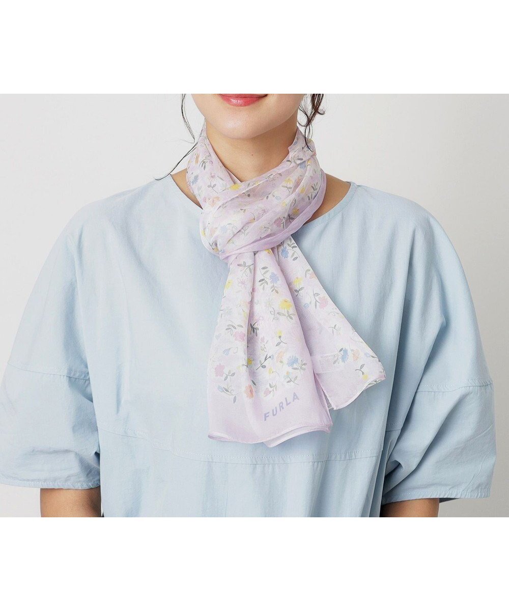 【ムーンバット/MOONBAT】の【シルク100%】フルラ (FURLA) シルクシフォンロングスカーフ 小花柄 150cm×35cm 人気、トレンドファッション・服の通販 founy(ファニー) 　ファッション　Fashion　レディースファッション　WOMEN　イタリア　Italy　エレガント 上品　Elegant　コレクション　Collection　シアー　Sheer　シルク　Silk　スカーフ　Scarf　バンダナ　Bandana　パターン　Pattern　フェミニン　Feminine　プリント　Print　ランダム　Random　ロング　Long　 other-1|ID: prp329100004530501 ipo3291000000032029648