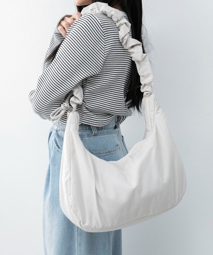 【ウィゴー/WEGO】の【ユニセックス着用ITEM】ハーフムーンドロストショルダー インテリア・キッズ・メンズ・レディースファッション・服の通販 founy(ファニー) https://founy.com/ ファッション Fashion レディースファッション Fashion for Women アニマル Animal Print ギャザー Gathered, Ruffled ショルダー Shoulder, Shoulder Strap スマホ Smartphone, Mobile Device トレンド Trend, Trending Now 無地 Plain, Solid Color ビジネス 仕事 通勤 Business / Work / Commuting |ID: prp329100004530829 ipo3291000000033682175