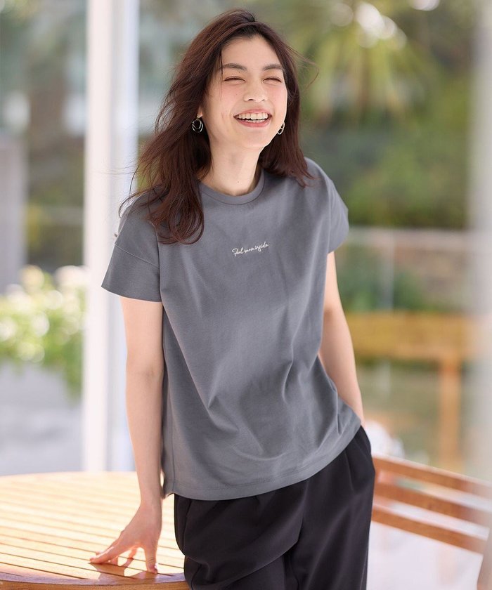 【エニィファム/any FAM】のエンブロイダリーロゴTシャツ インテリア・キッズ・メンズ・レディースファッション・服の通販 founy(ファニー) https://founy.com/ ファッション Fashion レディースファッション WOMEN トップス・カットソー Tops/Tshirt シャツ/ブラウス Shirts/Blouses ロング / Tシャツ T-Shirts カットソー Cut and Sewn おすすめ Recommend インナー Inner カットソー Cut And Sew キャミワンピース Cami Dress シンプル Simple バランス Balance 夏 Summer 春 Spring S/S・春夏 Ss・Spring/Summer |ID: prp329100004530959 ipo3291000000032031588
