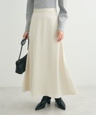 【グリーンパークス/Green Parks】の・Petit Fleur サテンフレアスカート Off White|ID: prp329100004531228 ipo3291000000032581427