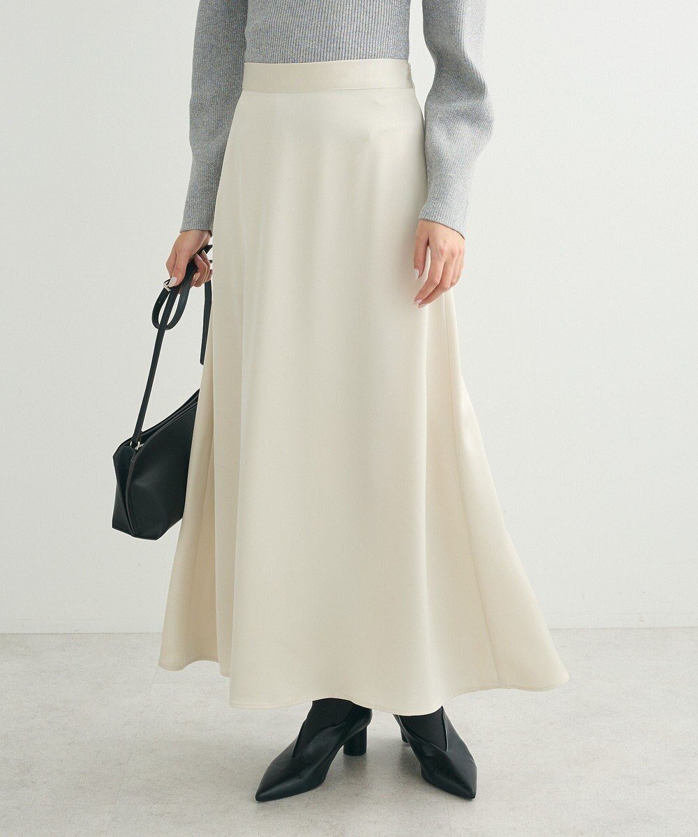 【グリーンパークス/Green Parks】の・Petit Fleur サテンフレアスカート インテリア・キッズ・メンズ・レディースファッション・服の通販 founy(ファニー) 　ファッション　Fashion　レディースファッション　Fashion for Women　スカート　Skirts　Aライン・フレアスカート　A-Line & Flared Skirts　おすすめ　Recommended / Our Picks　エレガント 上品　Elegant　サテン　Satin, Glossy Fabric　ドレープ　Drape, Draping Fabric　フィット　Fit, Slim Fit　フレア　Flare, Flared　ポケット　Pocket, Pocket Detail　今季　This Season, Current Season　再入荷　Restock / Back in Stock　夏　Summer　春　Spring　S/S・春夏　SS, Spring/Summer, Warm Season　Off White|ID: prp329100004531228 ipo3291000000033196341