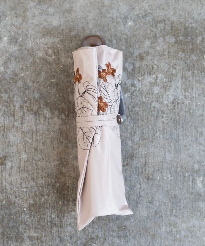 【アンドウール/AND WOOL】の〈一級遮光生地・晴雨兼用〉スミレ刺繍の日傘 (折りたたみタイプ) インテリア・キッズ・メンズ・レディースファッション・服の通販 founy(ファニー) https://founy.com/ ファッション Fashion レディースファッション WOMEN 傘 / レイングッズ Umbrellas/Rainwear 傘 Umbrella 軽量 Lightweight サマー Summer スポーツ Sports 日傘 Parasol NEW・新作・新着・新入荷 New Arrivals |ID: prp329100004531315 ipo3291000000032033072