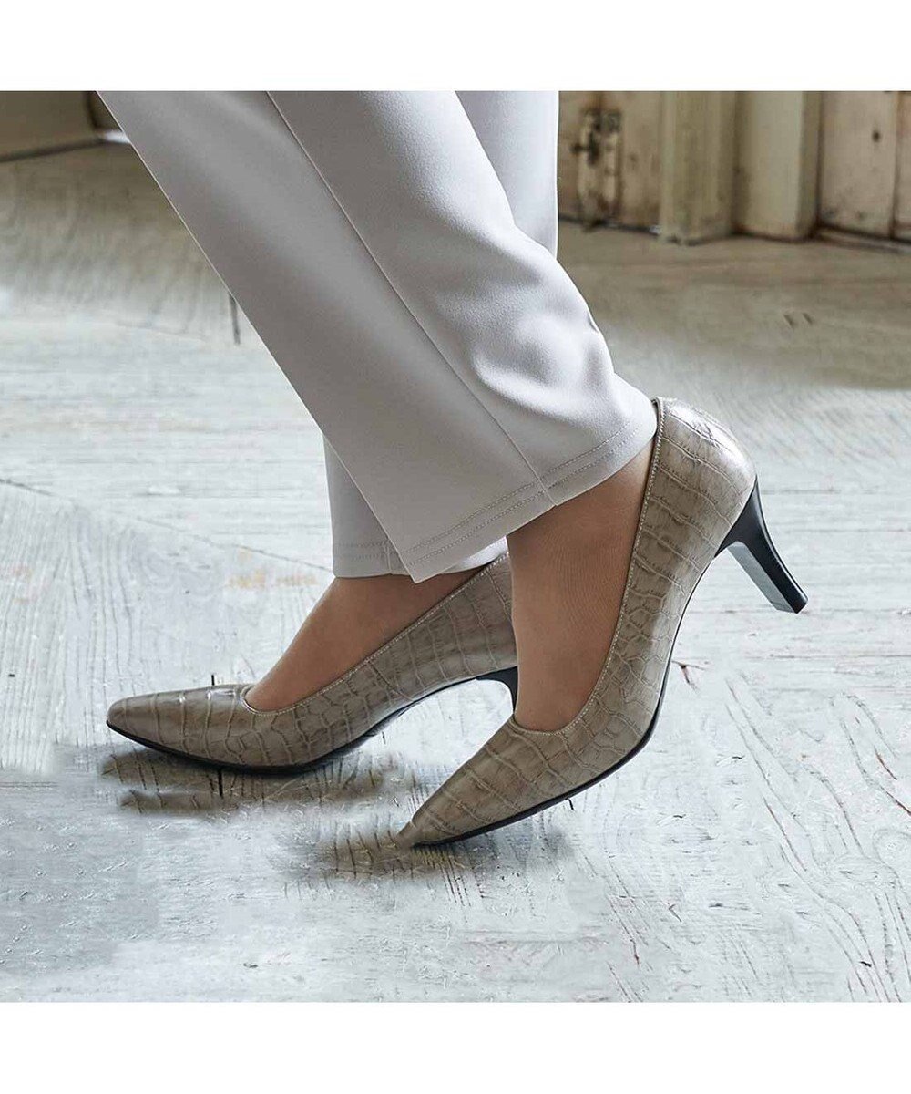 【リズ ラフィーネ/Riz raffinee】のRiz raffinee スクエアトゥパンプス インテリア・キッズ・メンズ・レディースファッション・服の通販 founy(ファニー) ファッション Fashion レディースファッション Fashion for Women エレガント 上品 Elegant オケージョン Occasion Wear シンプル Simple, Minimal トレンド Trend, Trending Now フェミニン Feminine, Girly プレーン Plain, Simple ベーシック Basic, Essential おすすめ Recommended / Our Picks 日本製 Made In Japan セレモニー Ceremony 卒業式 Graduation Ceremony ビジネス 仕事 通勤 Business / Work / Commuting ライトグレーカタオシ|ID: prp329100004531328 ipo3291000000034263430