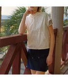 【23区 ゴルフ/NIJYUSANKU GOLF】の【WOMEN】【吸水速乾/UVケア】シアーな素材感が映える!アクティブに動けるショート丈フードベスト ホワイト系|ID: prp329100004532562 ipo3291000000032038737