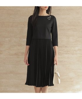 【組曲/KUMIKYOKU】の【KUMIKYOKU NAVY】ジャージーコンビプリーツ ワンピース 人気、トレンドファッション・服の通販 founy(ファニー) ファッション Fashion レディースファッション Fashion for Women ワンピース Dresses カーディガン Cardigan, Knitwear コレクション Collection, Seasonal Line コンパクト Compact, Small Size コンビ Combo, Combination Style ジャケット Jacket, Outerwear ストレッチ Stretch, Stretchy Fabric ツイード Twill, Twill Weave ドレープ Drape, Draping Fabric フォルム Silhouette, Form フォーマル Formal, Dressy プリーツ Pleats, Pleated A/W・秋冬 Autumn/Winter 2022年 2022 S/S・春夏 SS, Spring/Summer, Warm Season 2022-2023秋冬・A/W Autumn/Winter 2022–23 AW22–23 夏 Summer エレガント 上品 Elegant セレモニー Ceremony 結婚式 Wedding ビジネス 仕事 通勤 Business / Work / Commuting |ID:prp329100004532569