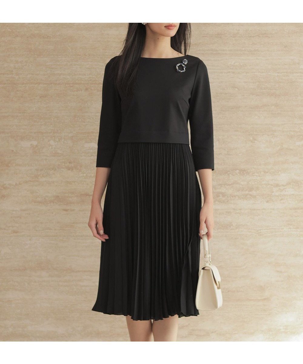 【組曲/KUMIKYOKU】の【KUMIKYOKU NAVY】ジャージーコンビプリーツ ワンピース インテリア・キッズ・メンズ・レディースファッション・服の通販 founy(ファニー) ファッション Fashion レディースファッション Fashion for Women ワンピース Dresses カーディガン Cardigan, Knitwear コレクション Collection, Seasonal Line コンパクト Compact, Small Size コンビ Combo, Combination Style ジャケット Jacket, Outerwear ストレッチ Stretch, Stretchy Fabric ツイード Twill, Twill Weave ドレープ Drape, Draping Fabric フォルム Silhouette, Form フォーマル Formal, Dressy プリーツ Pleats, Pleated A/W・秋冬 Autumn/Winter 2022年 2022 S/S・春夏 SS, Spring/Summer, Warm Season 2022-2023秋冬・A/W Autumn/Winter 2022–23 AW22–23 夏 Summer エレガント 上品 Elegant セレモニー Ceremony 結婚式 Wedding ビジネス 仕事 通勤 Business / Work / Commuting ブラック系|ID: prp329100004532569 ipo3291000000036898922