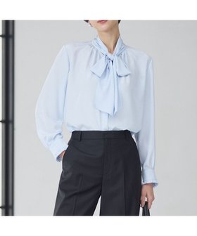 【23区/NIJYUSANKU】の【洗える】ドットドビーデシン ブラウス 人気、トレンドファッション・服の通販 founy(ファニー) ファッション Fashion レディースファッション Fashion for Women トップス・カットソー Cut & Sew Tops シャツ・ブラウス・オフィスカジュアル Elegant Blouses & Button-Ups エレガント 上品 Elegant オケージョン Occasion Wear 洗える Machine Washable ギャザー Gathered, Ruffled シンプル Simple, Minimal ジャケット Jacket, Outerwear スリーブ Sleeve, Long Sleeve / Short Sleeve ドット Polka Dot, Dot Pattern ドレープ Drape, Draping Fabric なめらか Smooth, Silky Texture A/W・秋冬 Autumn/Winter セレモニー Ceremony ビジネス 仕事 通勤 Business / Work / Commuting |ID:prp329100004532629