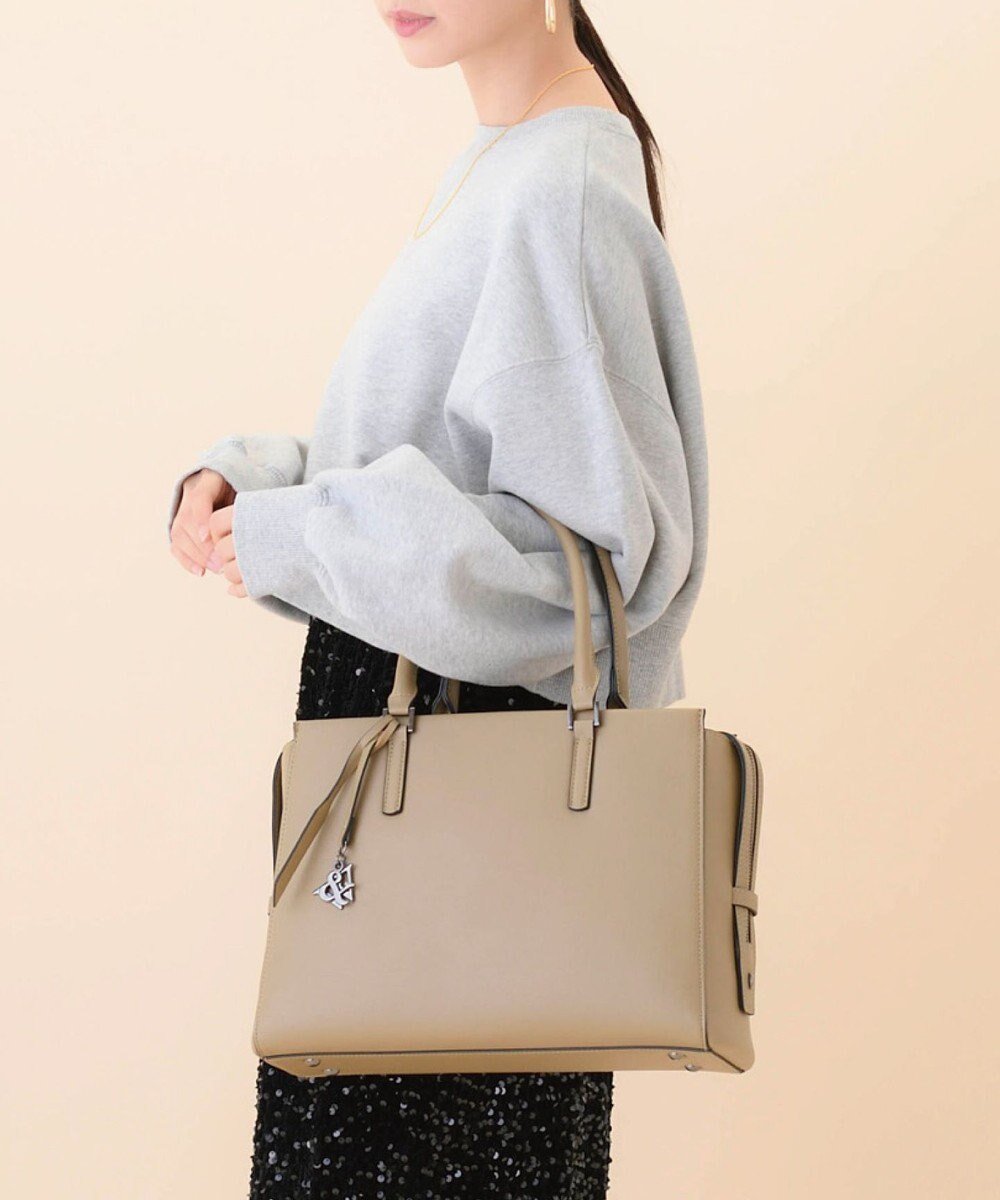 【エースバッグズアンドラゲッジ/ACE BAGS & LUGGAGE】の【雑誌掲載】 W .Day Night トッテン スクエアトート A4サイズ 11752 ダブルアンドデイナイト インテリア・キッズ・メンズ・レディースファッション・服の通販 founy(ファニー) 　ファッション　Fashion　レディースファッション　Ladies' Fashion Online　バッグ　Bag　コンパクト　Compact　傘　Umbrella　スエード　Suede　スクエア　Square　スリーブ　Sleeve　雑誌　Magazine　ポケット　Pocket　メッシュ　Mesh　リュック　Ruck Sack　ワーク　Work　おすすめ　Recommend　ビジネス 仕事 通勤　Business　【SALE】イエローオーカー|ID: prp329100004532812 ipo3291000000032664086