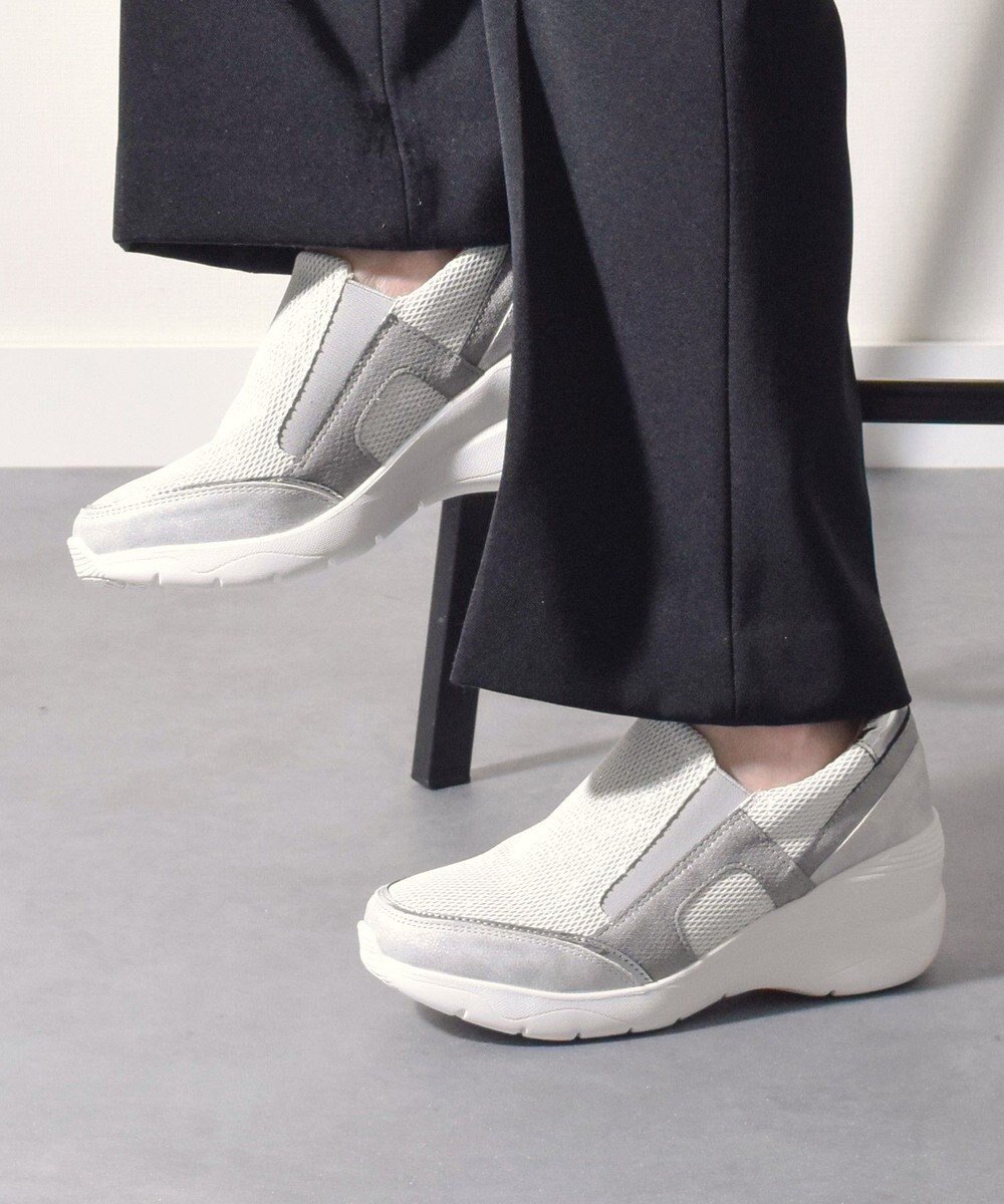 【ブリジット バーキン/Bridget Birkin】の【Round About】ヒールアップスリッポンスニーカー 人気、トレンドファッション・服の通販 founy(ファニー) 　ファッション　Fashion　レディースファッション　WOMEN　おすすめ　Recommend　クッション　Cushion　スニーカー　Sneakers　メタリック　Metallic　再入荷　Restock/Back In Stock/Re Arrival　厚底　Platforms　旅行　Travel　 other-1|ID: prp329100004532819 ipo3291000000032039758