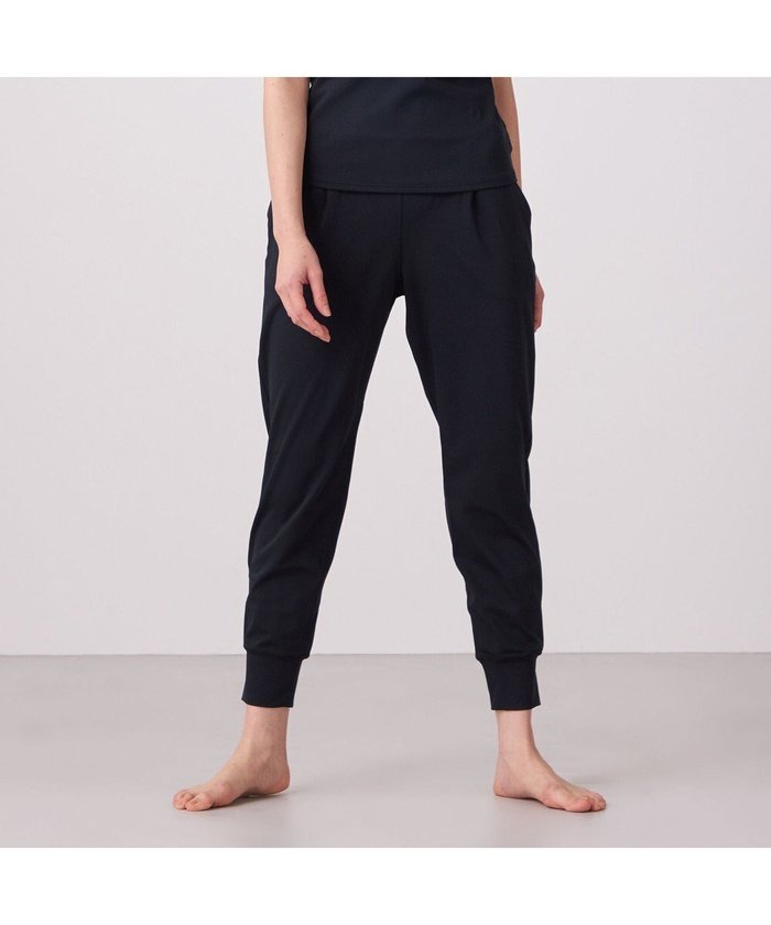 【チャコット/Chacott】のChacott BALANCE スムースパンツ【C BASIC】 インテリア・キッズ・メンズ・レディースファッション・服の通販 founy(ファニー) https://founy.com/ ファッション Fashion レディースファッション WOMEN パンツ Pants 抗菌 Antibacterial ストレッチ Stretch 人気 Popularity パウダー Powder フィット Fit ポケット Pocket レギンス Leggings |ID: prp329100004532831 ipo3291000000032039809