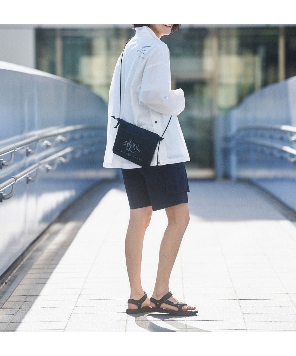 【ジョセフ アブード マウンテン/JOSEPH ABBOUD MOUNTAIN】の【CREA掲載・軽量/ECO撥水/男女兼用】サコッシュ インテリア・キッズ・メンズ・レディースファッション・服の通販 founy(ファニー) 　雑誌掲載アイテム　Magazine Items　ファッション雑誌　Fashion Magazines　クレア　CREA　ファッション　Fashion　レディースファッション　WOMEN　クッション　Cushion　軽量　Lightweight　ショルダー　Shoulder　スピンドル　Spindle　雑誌　Magazine　フロント　Front　ポケット　Pocket　メッシュ　Mesh　リップ　Lip　ネイビー系|ID: prp329100004533302 ipo3291000000032041756