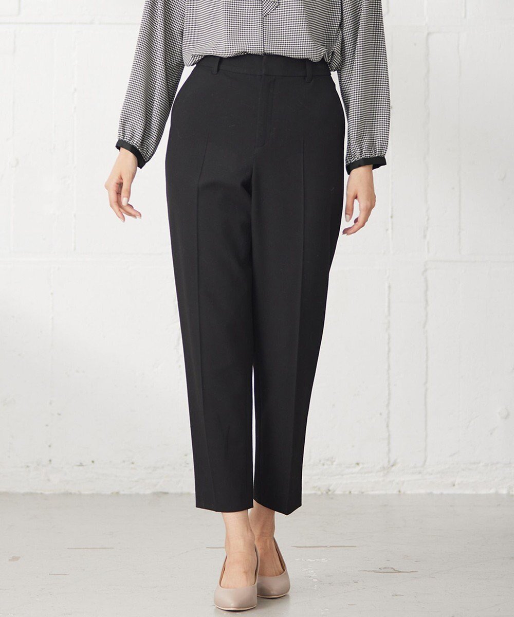 【エニィ スィス/any SiS】の【大人百花掲載 ヨンアさん着用】シリーズ累計7万本突破!サーモ2WAYストレッチ テーパードパンツ インテリア・キッズ・メンズ・レディースファッション・服の通販 founy(ファニー) 　ファッション　Fashion　レディースファッション　Fashion for Women　パンツ　Pants & Trousers　ギャザー　Gathered, Ruffled　今季　This Season, Current Season　ジャケット　Jacket, Outerwear　ストレッチ　Stretch, Stretchy Fabric　スニーカー　Sneakers, Trainers　センター　Center, Center Line　チェック　Check, Plaid, Tartan　定番　Standard, Basic Item　人気　Popular, Best Seller　ポケット　Pocket, Pocket Detail　A/W・秋冬　Autumn/Winter　おすすめ　Recommended / Our Picks　ブラック|ID: prp329100004533510 ipo3291000000035647455