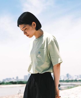 【シェアパーク/SHARE PARK】の【UVカット・吸水速乾・ストレッチ・軽量 】ロゴポケットTシャツ(S・Mサイズ) 人気、トレンドファッション・服の通販 founy(ファニー) ファッション Fashion レディースファッション WOMEN トップス・カットソー Tops/Tshirt シャツ/ブラウス Shirts/Blouses ロング / Tシャツ T-Shirts カットソー Cut and Sewn 春 Spring カットソー Cut And Sew 吸水 Water Absorption 軽量 Lightweight シンプル Simple ストレッチ Stretch フランス France フロント Front プリント Print ベーシック Basic ポケット Pocket リラックス Relax ワーク Work S/S・春夏 Ss・Spring/Summer 再入荷 Restock/Back In Stock/Re Arrival 夏 Summer |ID:prp329100004533592