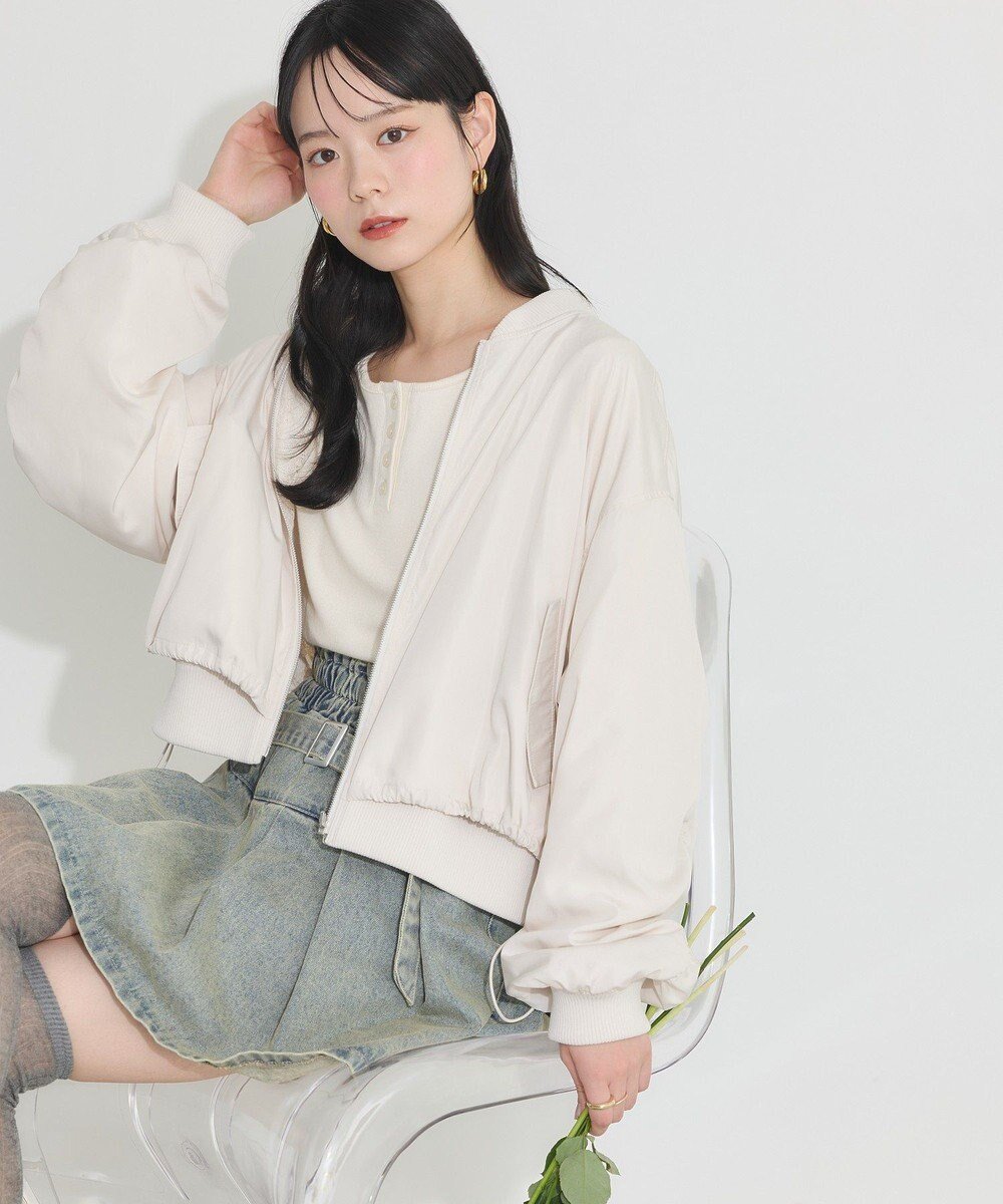 【アースミュージックアンドエコロジー/earth music&ecology】のリバーシブルMA-1 インテリア・キッズ・メンズ・レディースファッション・服の通販 founy(ファニー) 　ファッション　Fashion　レディースファッション　WOMEN　アウター　Coat Outerwear　ジャケット　Jackets　ブルゾン　Blouson/Jackets　MA-1　MA-1　ギャザー　Gather　ジャケット　Jacket　ブルゾン　Blouson　ボトム　Bottom　ポケット　Pocket　リバーシブル　Reversible　レース　Race　夏　Summer　春　Spring　S/S・春夏　Ss・Spring/Summer　Ivory|ID: prp329100004533669 ipo3291000000032043227