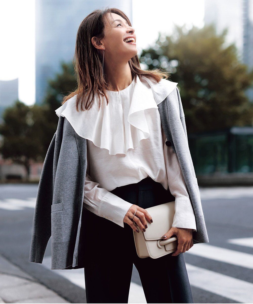 【アンフィーロ 自由区/UNFILO】のイージーケア ラッフルカラー ブラウス 人気、トレンドファッション・服の通販 founy(ファニー) 　ファッション　Fashion　レディースファッション　Ladies' Fashion Online　トップス・カットソー　Tops/Tshirt　シャツ/ブラウス　Shirts/Blouses　カフス　Cuffs　スキッパー　Skipper　A/W・秋冬　Aw・Autumn/Winter・Fw・Fall-Winter　おすすめ　Recommend　エレガント 上品　Elegant　 other-1|ID: prp329100004534092 ipo3291000000032636384