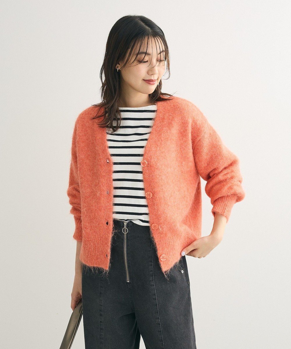 【グリーンパークス/Green Parks】の毛ふきシャギーVネックカーディガン インテリア・キッズ・メンズ・レディースファッション・服の通販 founy(ファニー) 　ファッション　Fashion　レディースファッション　WOMEN　トップス・カットソー　Tops/Tshirt　カーディガン　Cardigans　パーカ　Sweats　スウェット　Sweat　Vネック　V-Neck　おすすめ　Recommend　エレガント 上品　Elegant　カーディガン　Cardigan　キャミワンピース　Cami Dress　コンパクト　Compact　スウェット　Sweat　スリーブ　Sleeve　デニム　Denim　バランス　Balance　フェミニン　Feminine　ポケット　Pocket　A/W・秋冬　Aw・Autumn/Winter・Fw・Fall-Winter　Orange|ID: prp329100004534205 ipo3291000000032045409