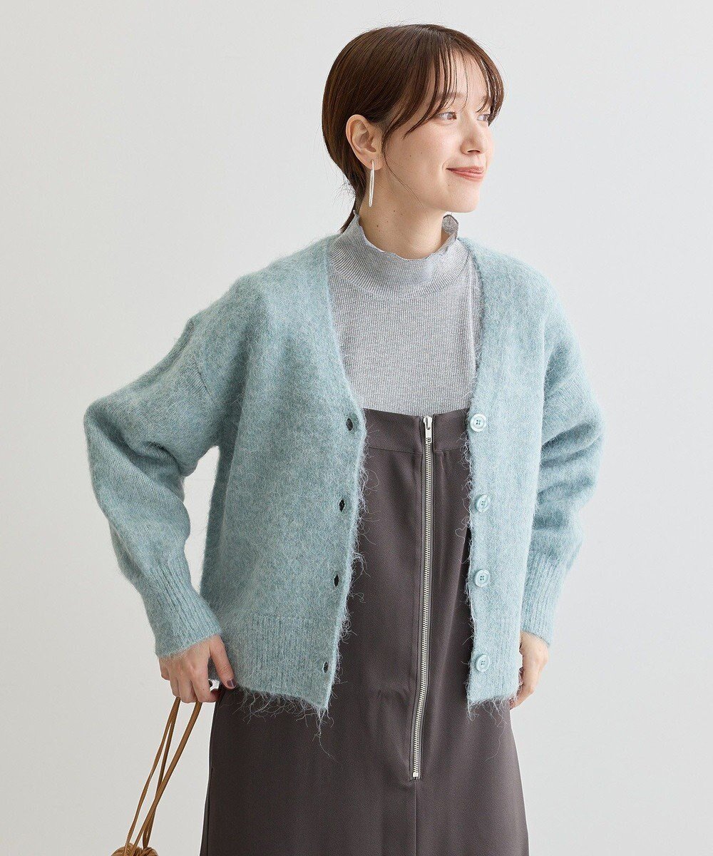 【グリーンパークス/Green Parks】の毛ふきシャギーVネックカーディガン インテリア・キッズ・メンズ・レディースファッション・服の通販 founy(ファニー) 　ファッション　Fashion　レディースファッション　WOMEN　トップス・カットソー　Tops/Tshirt　カーディガン　Cardigans　パーカ　Sweats　スウェット　Sweat　Vネック　V-Neck　おすすめ　Recommend　エレガント 上品　Elegant　カーディガン　Cardigan　キャミワンピース　Cami Dress　コンパクト　Compact　スウェット　Sweat　スリーブ　Sleeve　デニム　Denim　バランス　Balance　フェミニン　Feminine　ポケット　Pocket　A/W・秋冬　Aw・Autumn/Winter・Fw・Fall-Winter　Mint|ID: prp329100004534205 ipo3291000000032045410