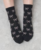 【ウィゴー/WEGO】の総柄リボンクルーソックス ブラック|ID: prp329100004534261 ipo3291000000032575845