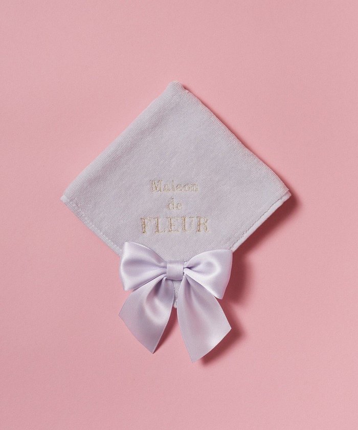 【メゾンドフルール/Maison de FLEUR】のビッグリボンタオルハンカチ インテリア・キッズ・メンズ・レディースファッション・服の通販 founy(ファニー) https://founy.com/ ファッション Fashion レディースファッション Ladies' Fashion Online 財布 Wallets おすすめ Recommend ギフト プレゼント Gift Present サテン Satin タオル Towel ハンカチ Handkerchief ハンド Hand リボン Ribbon エレガント 上品 Elegant 財布 Wallet |ID: prp329100004534286 ipo3291000000032456834