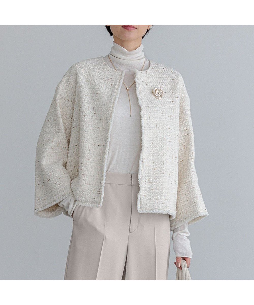 【23区/NIJYUSANKU】のGIOLICA ノーカラー ツイード ジャケット インテリア・キッズ・メンズ・レディースファッション・服の通販 founy(ファニー) 　ファッション　Fashion　レディースファッション　WOMEN　アウター　Coat Outerwear　ジャケット　Jackets　ノーカラージャケット　No Collar Leather Jackets　イタリア　Italy　エレガント 上品　Elegant　オレンジ　Orange　春　Spring　カーディガン　Cardigan　クラシック　Classic　シンプル　Simple　ジャケット　Jacket　スリーブ　Sleeve　チェーン　Chain　ツィード　Tweed　ツイード　Tweed　テクスチャー　Texture　デニム　Denim　フラット　Flat　フランス　France　フロント　Front　プリント　Print　ボトム　Bottom　ミックス　Mix　モダン　Modern　リボン　Ribbon　ワイド　Wide　S/S・春夏　Ss・Spring/Summer　再入荷　Restock/Back In Stock/Re Arrival　アイボリー×ゴールド|ID: prp329100004535247 ipo3291000000032130478
