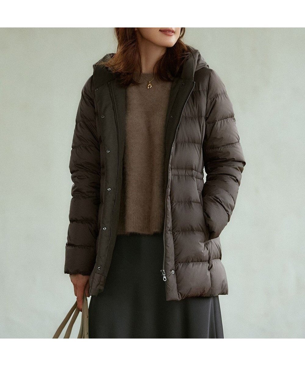 【23区/NIJYUSANKU】の【新色追加/洗える/撥水加工】シレータフタ ミドル丈 ダウンコート インテリア・キッズ・メンズ・レディースファッション・服の通販 founy(ファニー) 　ファッション　Fashion　レディースファッション　WOMEN　アウター　Coat Outerwear　コート　Coats　ジャケット　Jackets　ダウン　Down Coats And Jackets　洗える　Washable　コンパクト　Compact　軽量　Lightweight　シャーリング　Shirring　ジャケット　Jacket　タフタ　Taffeta　ダウン　Down　トレンド　Trend　人気　Popularity　バランス　Balance　フェザー　Feather　ベーシック　Basic　ミドル　Middle　ロング　Long　冬　Winter　A/W・秋冬　Aw・Autumn/Winter・Fw・Fall-Winter　エレガント 上品　Elegant　ダークブラウン系|ID: prp329100004535264 ipo3291000000032132681