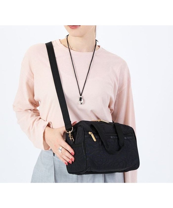 【レスポートサック/LeSportsac】のEVERYDAY SM SATCHEL/パフィーブロッサムズ インテリア・キッズ・メンズ・レディースファッション・服の通販 founy(ファニー) https://founy.com/ ファッション Fashion レディースファッション Fashion for Women アウトドア Outdoor Clothing コンパクト Compact, Small Size 財布 Wallet, Purse 人気 Popular, Best Seller フラワー Flower, Floral ボストンバッグ Boston Bag, Retro Bag ポケット Pocket, Pocket Detail モチーフ Motif, Design Theme おすすめ Recommended / Our Picks 旅行 Travel エレガント 上品 Elegant |ID: prp329100004535314 ipo3291000000033577346
