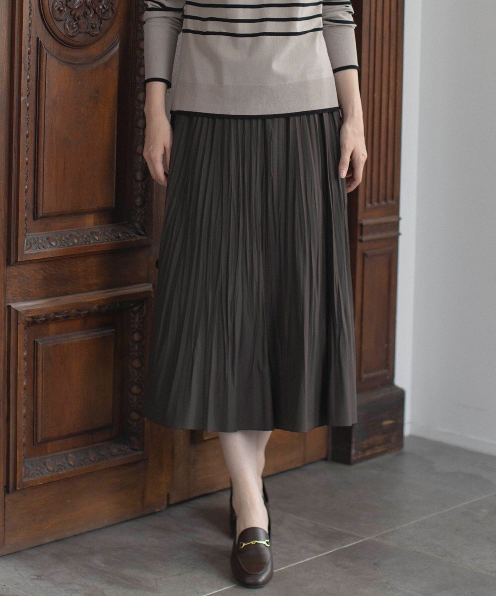 【ジェイ プレス/J.PRESS】の【洗える】パウダリージャージー ランダムプリーツ スカート インテリア・キッズ・メンズ・レディースファッション・服の通販 founy(ファニー) 　ファッション　Fashion　レディースファッション　Fashion for Women　スカート　Skirts　プリーツスカート / 上品フェミニンスタイル　Pleated Skirts　洗える　Machine Washable　ドレープ　Drape, Draping Fabric　プリーツ　Pleats, Pleated　ベーシック　Basic, Essential　ランダム　Random, Irregular　A/W・秋冬　Autumn/Winter　おすすめ　Recommended / Our Picks　ブラウン系|ID: prp329100004535362 ipo3291000000033682828