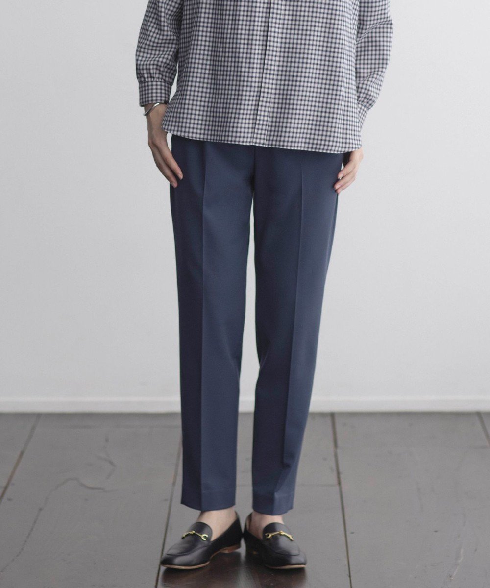 【ジェイ プレス/J.PRESS】のT/Rアルガンシルク テーパード パンツ インテリア・キッズ・メンズ・レディースファッション・服の通販 founy(ファニー) 　ファッション　Fashion　レディースファッション　Fashion for Women　パンツ　Pants & Trousers　シルク　Silk, 100% Silk　ジャケット　Jacket, Outerwear　ストレッチ　Stretch, Stretchy Fabric　センター　Center, Center Line　チェック　Check, Plaid, Tartan　テーパード　Tapered, Tapered Pants　A/W・秋冬　Autumn/Winter　おすすめ　Recommended / Our Picks　エレガント 上品　Elegant　ダルブルー系|ID: prp329100004535367 ipo3291000000033604037