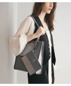 【トプカピ/TOPKAPI】の【TREASURE TOPKAPI】フェイクレザー ポーチ付き パラコード かがりトートバッグ 人気、トレンドファッション・服の通販 founy(ファニー) ファッション Fashion レディースファッション WOMEN バッグ Bag ポーチ Pouches スタイリッシュ Stylish フェイクレザー Faux Leather フロント Front ポケット Pocket ポーチ Pouch ミックス Mix thumbnail グレー|ID: prp329100004535487 ipo3291000000032146954