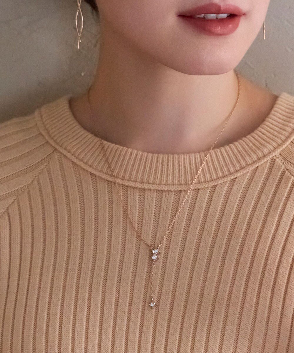 【フィービィー/phoebe】の【金属アレルギー対応】ラディアンスビジューYラインネックレス シャンパンゴールド インテリア・キッズ・メンズ・レディースファッション・服の通販 founy(ファニー) 　ファッション　Fashion　レディースファッション　WOMEN　ジュエリー　Jewelry　ネックレス　Necklaces　おすすめ　Recommend　アクセサリー　Accessories　シェイプ　Shape　シンプル　Simple　デコルテ　Decolletage　ネックレス　Necklace　ビジュー　Bijou　シャンパンゴールド|ID: prp329100004536054 ipo3291000000032054549