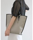 【モローバイサンク/MORROW by thank】の【A4サイズトートバッグ対応・軽い】VIVIAN MIDDLE 人気、トレンドファッション・服の通販 founy(ファニー) ファッション Fashion レディースファッション Ladies' Fashion Online バッグ Bag キャンバス Canvas 傘 Umbrella 軽量 Lightweight ショルダー Shoulder シンプル Simple スエード Suede スタンダード Standard 財布 Wallet 定番 Standard フォルム Form ポケット Pocket マグネット Magnet 再入荷 Restock/Back In Stock/Re Arrival 日本製 Made In Japan エレガント 上品 Elegant ビジネス 仕事 通勤 Business thumbnail MIX キャンバス|ID: prp329100004536353 ipo3291000000032584690