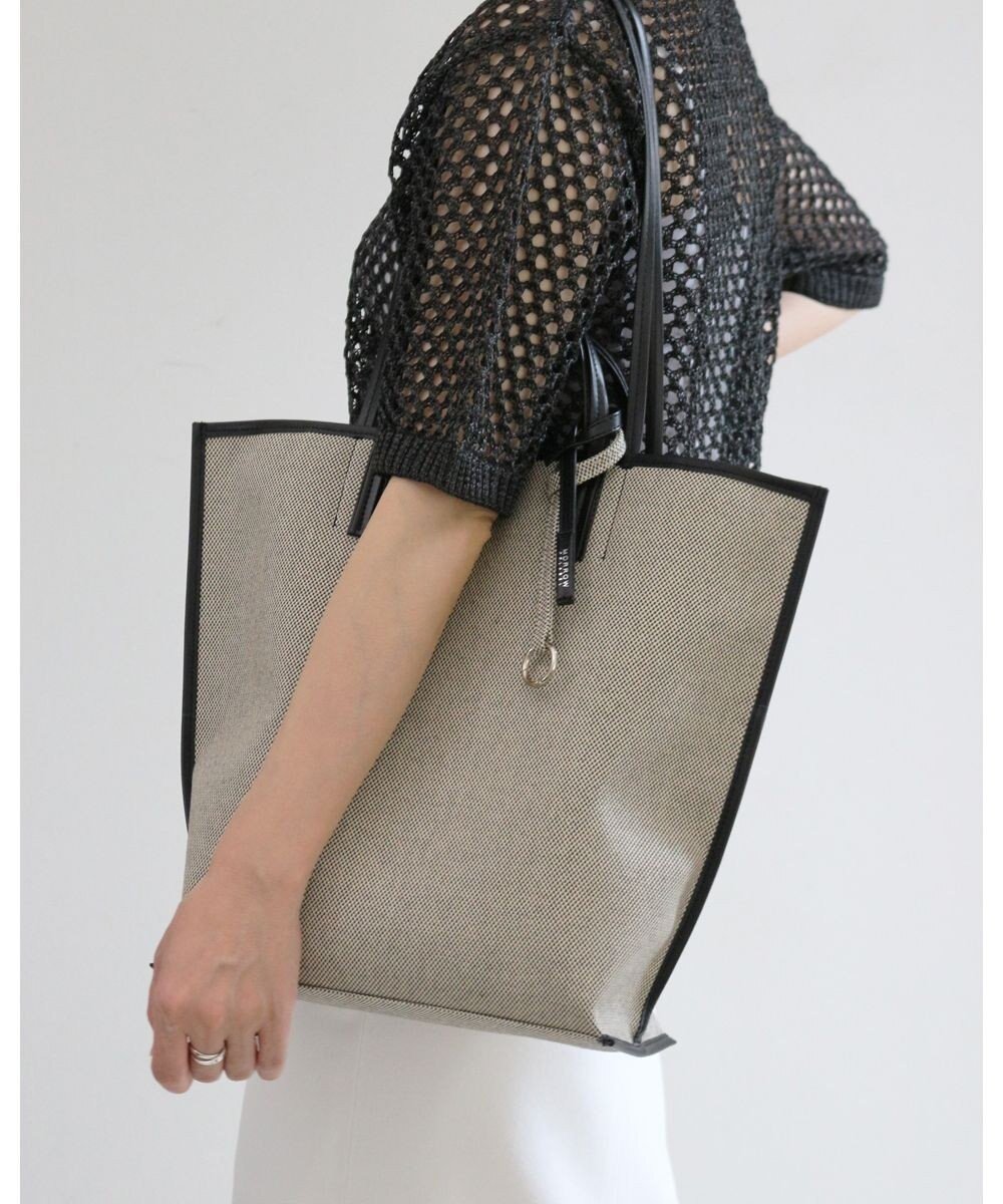 【モローバイサンク/MORROW by thank】の【A4サイズトートバッグ対応・軽い】VIVIAN MIDDLE インテリア・キッズ・メンズ・レディースファッション・服の通販 founy(ファニー) 　ファッション　Fashion　レディースファッション　Ladies' Fashion Online　バッグ　Bag　キャンバス　Canvas　傘　Umbrella　軽量　Lightweight　ショルダー　Shoulder　シンプル　Simple　スエード　Suede　スタンダード　Standard　財布　Wallet　定番　Standard　フォルム　Form　ポケット　Pocket　マグネット　Magnet　再入荷　Restock/Back In Stock/Re Arrival　日本製　Made In Japan　エレガント 上品　Elegant　ビジネス 仕事 通勤　Business　MIX キャンバス|ID: prp329100004536353 ipo3291000000032584690