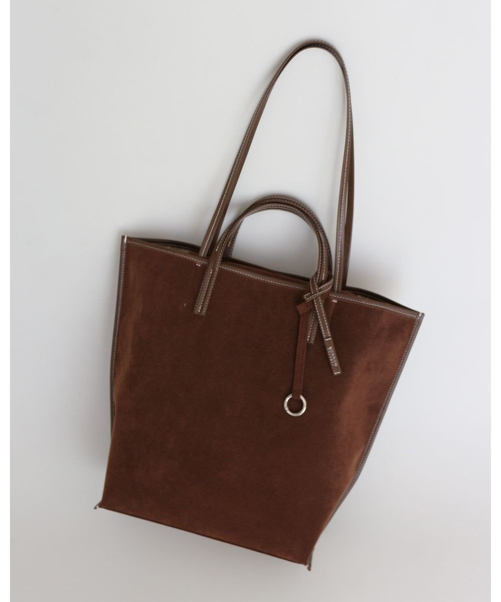 【モローバイサンク/MORROW by thank】の【A4サイズトートバッグ対応・軽い】VIVIAN MIDDLE インテリア・キッズ・メンズ・レディースファッション・服の通販 founy(ファニー) 　ファッション　Fashion　レディースファッション　Fashion for Women　バッグ　Bags　キャンバス　Canvas, Canvas Fabric　傘　Umbrella, Parasol　軽量　Lightweight, Ultra Light　ショルダー　Shoulder, Shoulder Strap　シンプル　Simple, Minimal　スタンダード　Standard, Basic　財布　Wallet, Purse　定番　Standard, Basic Item　フォルム　Silhouette, Form　ポケット　Pocket, Pocket Detail　マグネット　Magnet, Magnetic Closure　再入荷　Restock / Back in Stock　日本製　Made In Japan　エレガント 上品　Elegant　ビジネス 仕事 通勤　Business / Work / Commuting　ASスエード ブラウン|ID: prp329100004536353 ipo3291000000033379908