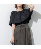【23区/NIJYUSANKU】の【先行予約/汗じみ防止/洗える】スムースデザイン ラッフルカラー カットソー ブラック系|ID:prp329100004536365