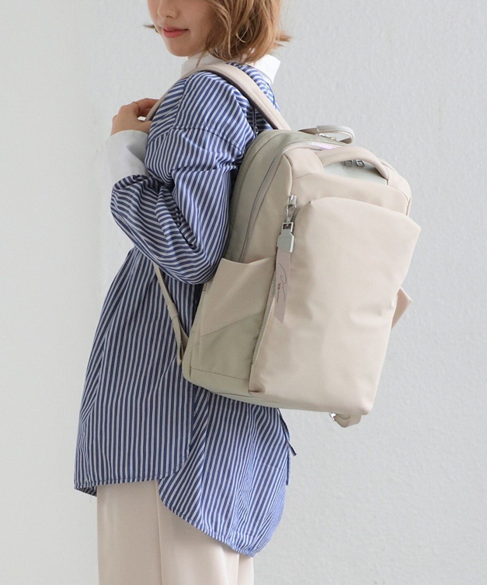 【エースバッグズアンドラゲッジ/ACE BAGS & LUGGAGE】のW .Day/Night ポルク スクエアリュック A4 14.0インチPC 15237 ダブルアンドデイナイト インテリア・キッズ・メンズ・レディースファッション・服の通販 founy(ファニー) 　ファッション　Fashion　レディースファッション　WOMEN　バッグ　Bag　クッション　Cushion　コンパクト　Compact　ショルダー　Shoulder　スクエア　Square　スニーカー　Sneakers　スリーブ　Sleeve　手帳　Pocket Book　フィット　Fit　フロント　Front　ポケット　Pocket　メッシュ　Mesh　リュック　Ruck Sack　ワーク　Work　再入荷　Restock/Back In Stock/Re Arrival　おすすめ　Recommend　夏　Summer　スーツケース キャリーケース　Suitcase　ビジネス 仕事 通勤　Business　ベージュ|ID: prp329100004537402 ipo3291000000032197895