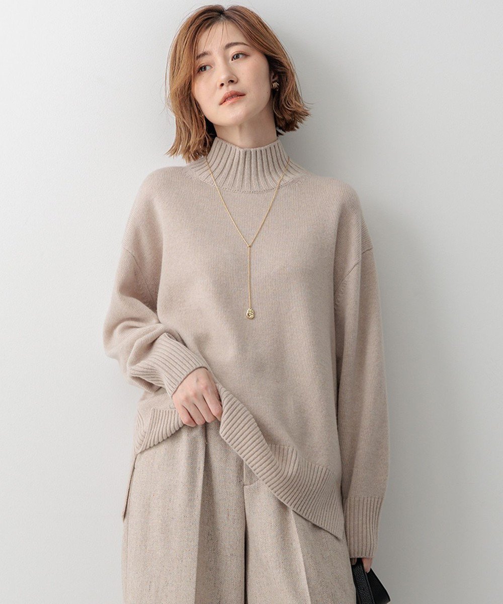 【23区/NIJYUSANKU】の【杏さんセレクトカラー】カシミヤブレンド ハイネック ニット インテリア・キッズ・メンズ・レディースファッション・服の通販 founy(ファニー) 　ファッション　Fashion　レディースファッション　WOMEN　トップス・カットソー　Tops/Tshirt　ニット　Knit Tops　イエロー　Yellow　イタリア　Italy　カシミヤ　Cashmere　スリット　Slit　セーター　Sweater　人気　Popularity　ハイネック　High Neck　バランス　Balance　フロント　Front　ベーシック　Basic　ラウンド　Round　ワンポイント　One Point　冬　Winter　A/W・秋冬　Aw・Autumn/Winter・Fw・Fall-Winter　2024年　2024　2024-2025秋冬・A/W　Aw/Autumn/Winter/Fw/Fall/2024-2025　ベージュ系|ID: prp329100004537446 ipo3291000000032063514