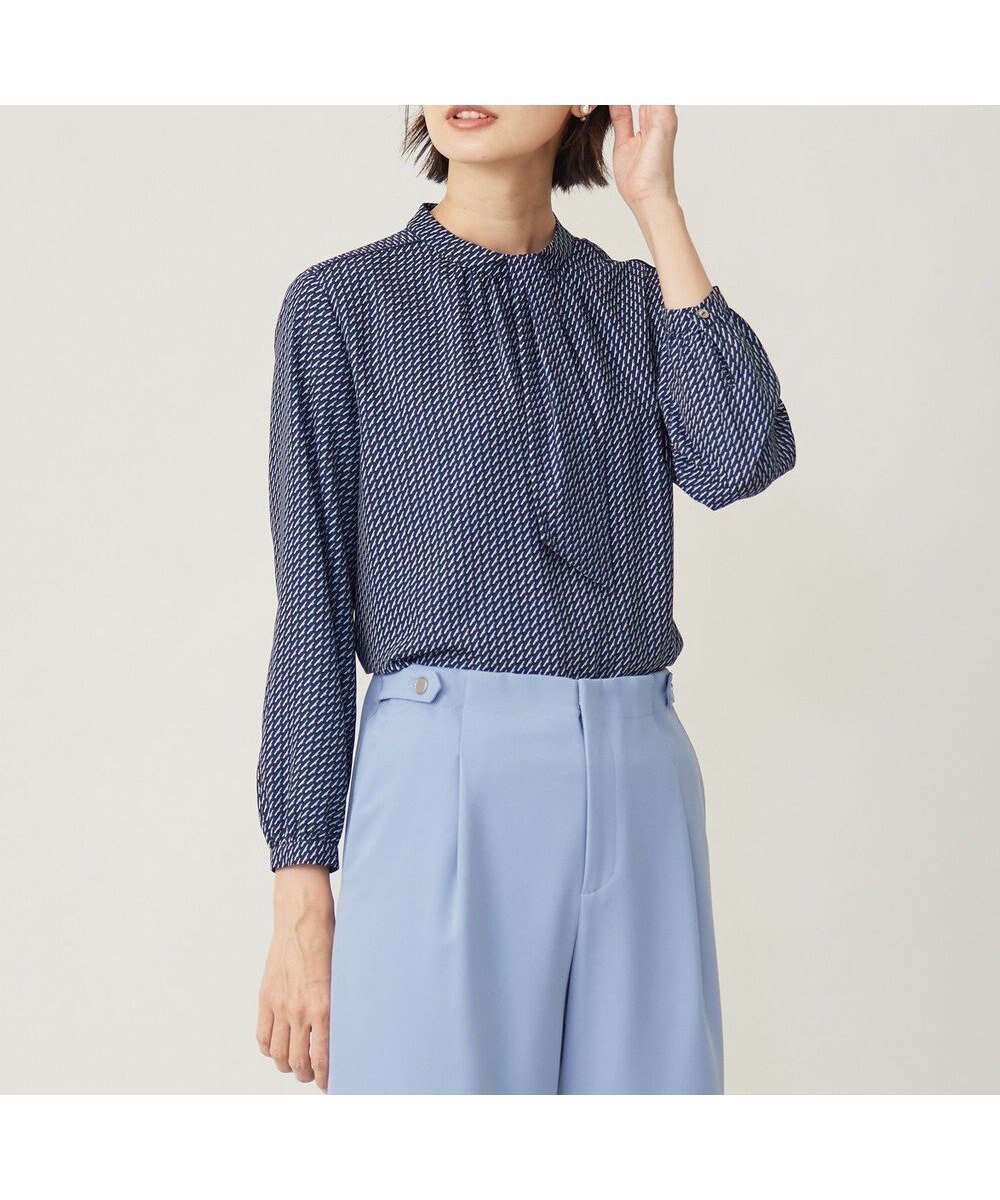 【ジェイ プレス/J.PRESS】の幾何プリント モックネック カットソー 人気、トレンドファッション・服の通販 founy(ファニー) 　ファッション　Fashion　レディースファッション　Fashion for Women　トップス・カットソー　Cut & Sew Tops　シャツ・ブラウス・オフィスカジュアル　Elegant Blouses & Button-Ups　ロングTシャツ・Tシャツ　Longline T-Shirts & Tees　カットソー・ベーシックTシャツ　Cut-and-Sewn Tops / Stretch Tees & Basics　インナー　Innerwear　カットソー　Cut and Sewn Top　ギャザー　Gathered, Ruffled　クラシック　Classic, Timeless Style　シンプル　Simple, Minimal　ジャケット　Jacket, Outerwear　プリント　Print, Printed Pattern　モックネック　Mock Neck, Short Turtleneck　無地　Plain, Solid Color　ヨーク　Yoke, Yoke Design　A/W・秋冬　Autumn/Winter　 other-1|ID: prp329100004537483 ipo3291000000033529200